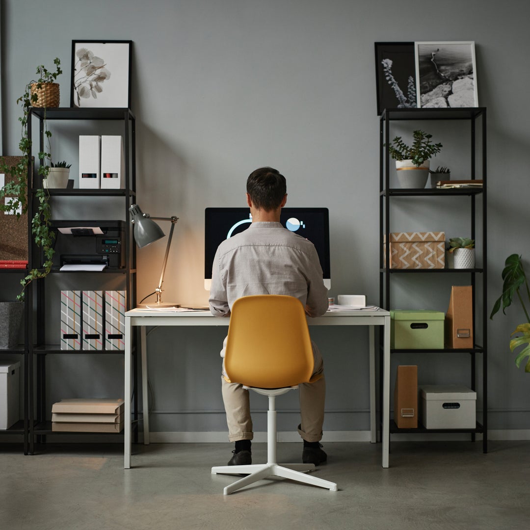 Image of Do you have a creative outlet? Here are 3 tips on how to start a creative side hustle. 